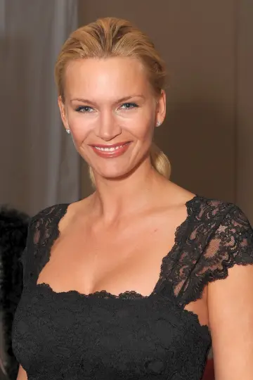 Фото Наташа Хенстридж (Natasha Henstridge) #103548