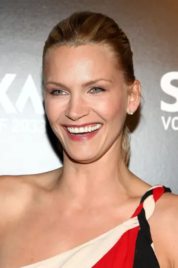 Фото Наташа Хенстридж (Natasha Henstridge) #103549