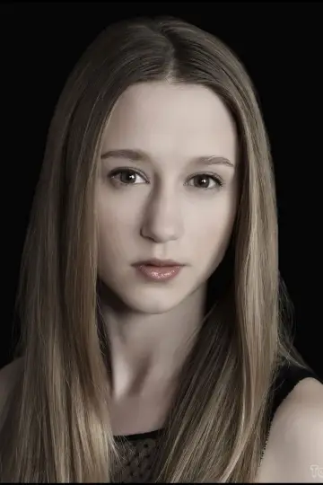 Фото Таисса Фармига (Taissa Farmiga) #5197
