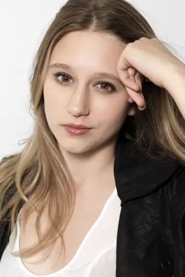 Фото Таисса Фармига (Taissa Farmiga) #5199