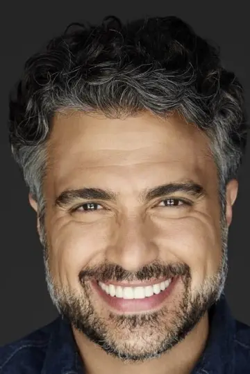 Фото Хайме Камил (Jaime Camil) #13799
