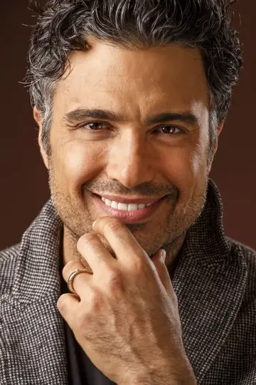 Фото Хайме Камил (Jaime Camil) #13806