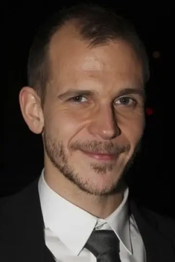 Фото Густав Скарсгард (Gustaf Skarsgård) #2963