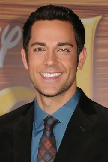 Фото Закари Леви (Zachary Levi) #9165