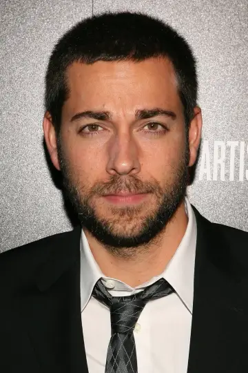 Фото Закари Леви (Zachary Levi) #9166