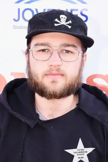Фото Ангус Т. Джонс (Angus T. Jones) #104395