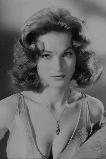 Фото Ширли Энн Филд (Shirley Anne Field) #125034