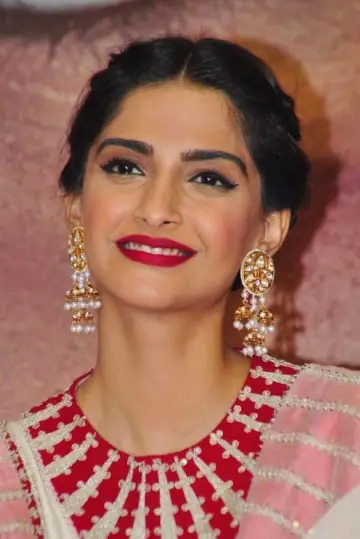 Фото Сонам Капур Ахуджа (Sonam Kapoor Ahuja) #345345