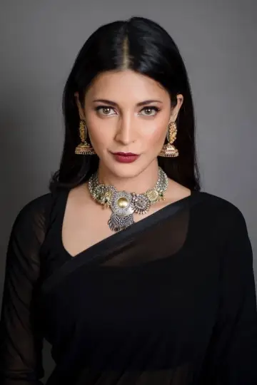 Фото Шрути Хаасан (Shruti Haasan) #402633