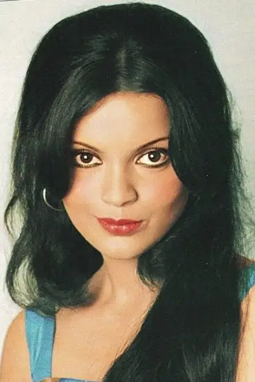Фото Зинат Аман (Zeenat Aman) #350526