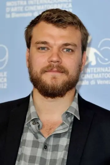 Фото Пилу Асбек (Pilou Asbæk) #861