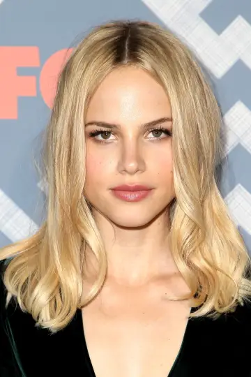 Фото Хэлстон Сейдж (Halston Sage) #25735