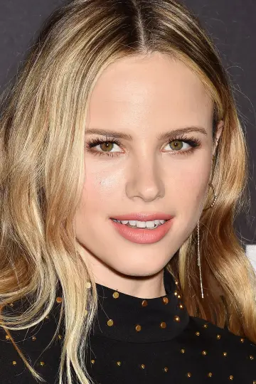 Фото Хэлстон Сейдж (Halston Sage) #25736