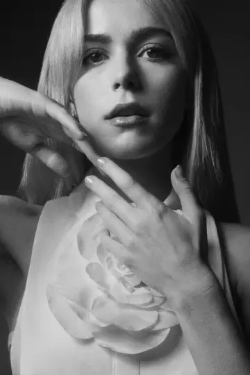 Фото Кирнан Шипка (Kiernan Shipka) #75228