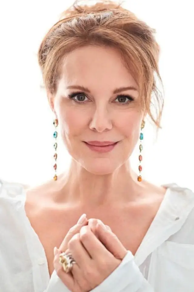 Фото Элизабет Перкинс (Elizabeth Perkins)