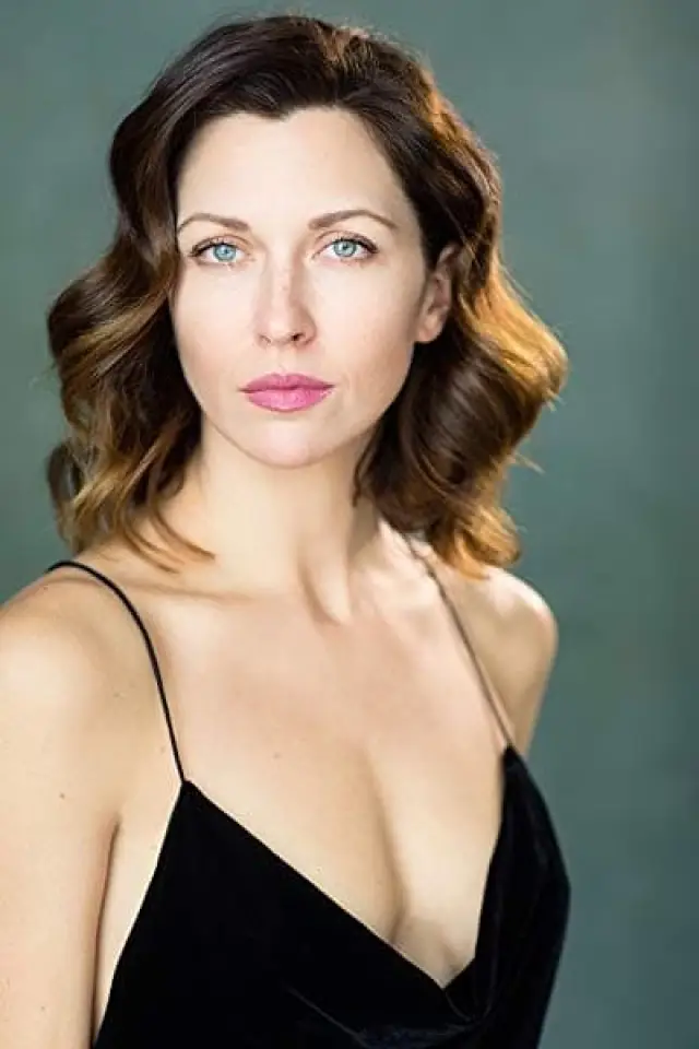 Фото Марго Стилли (Margo Stilley)