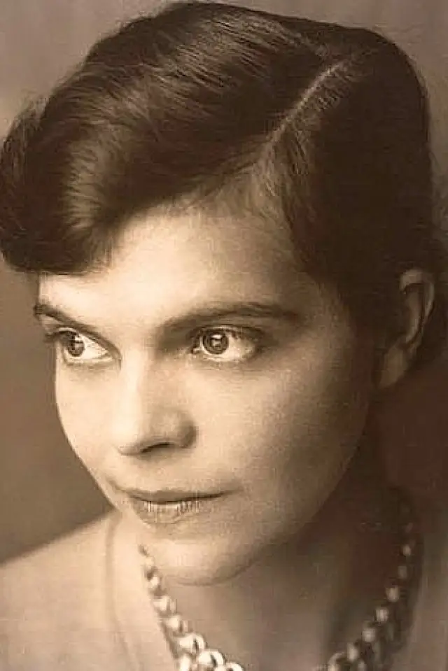Фото Дороти Адамс (Dorothy Adams)