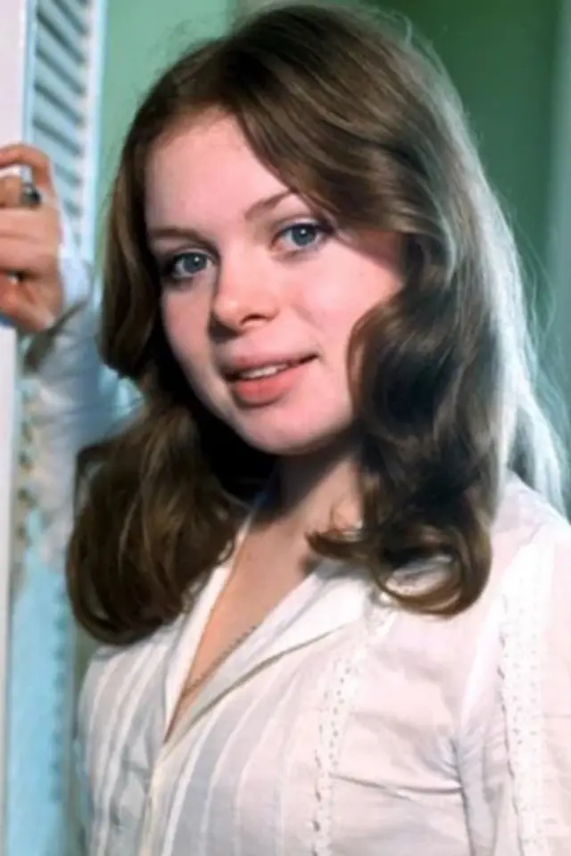 Фото Джули Дон Коул (Julie Dawn Cole)
