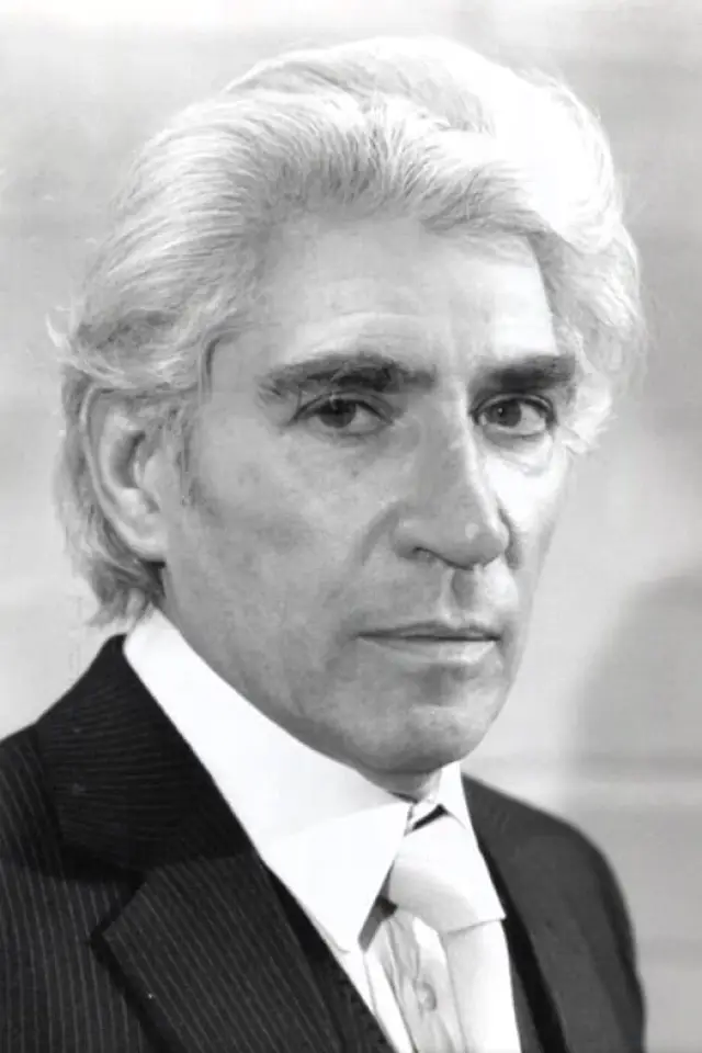 Фото Фрэнк Финлей (Frank Finlay)