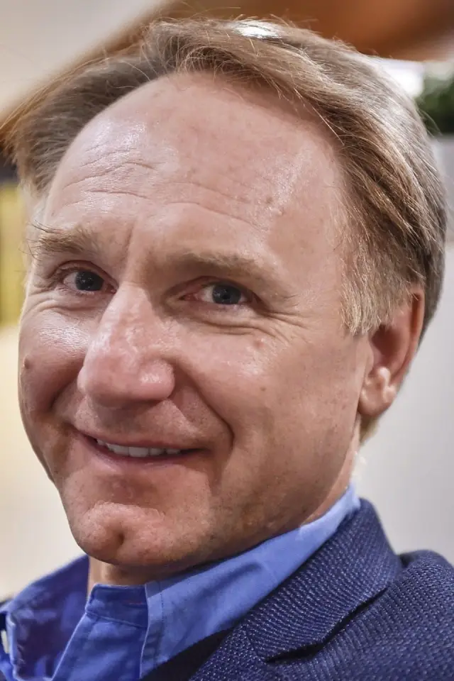Фото Дэн Браун (Dan Brown)