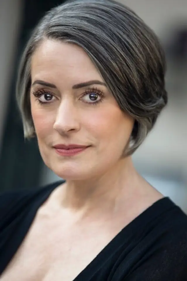 Фото Пэджет Брюстер (Paget Brewster)