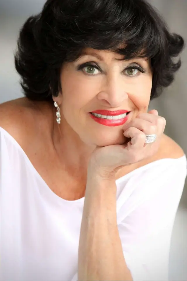 Фото Чита Ривера (Chita Rivera)