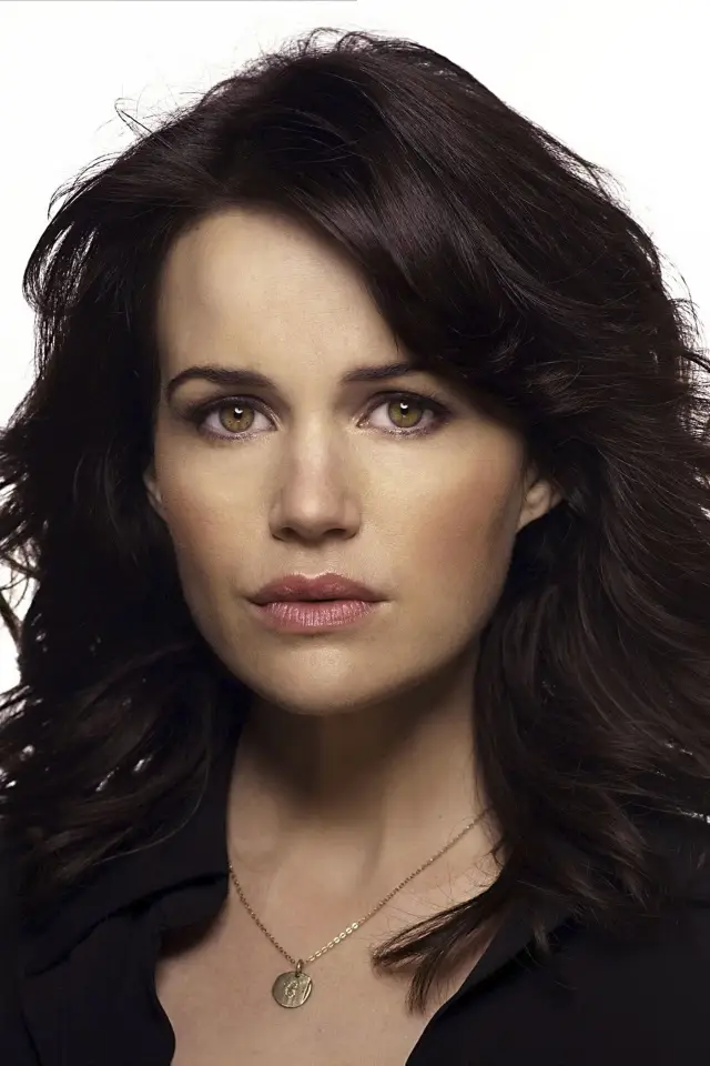 Фото Карла Гуджино (Carla Gugino)