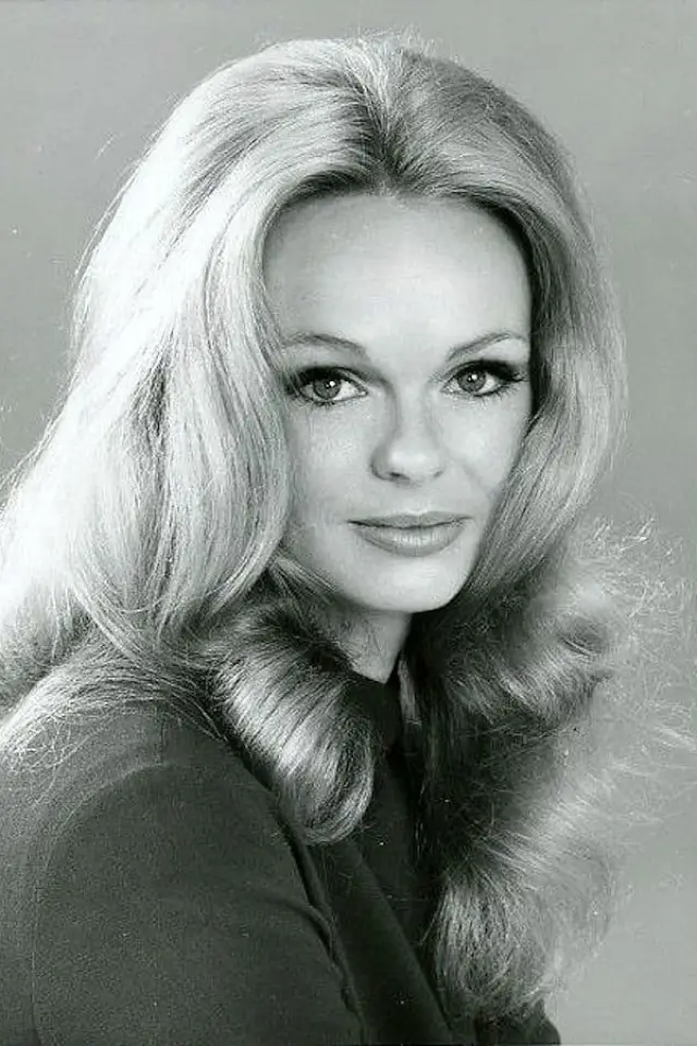 Фото Линда Дэй Джордж (Lynda Day George)