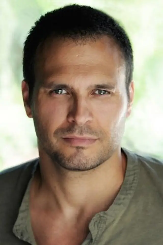 Фото  (Maximillian Decker)