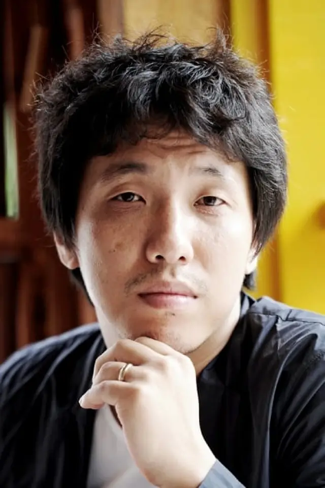 Фото Юн Джон-бин (Yoon Jong-bin)