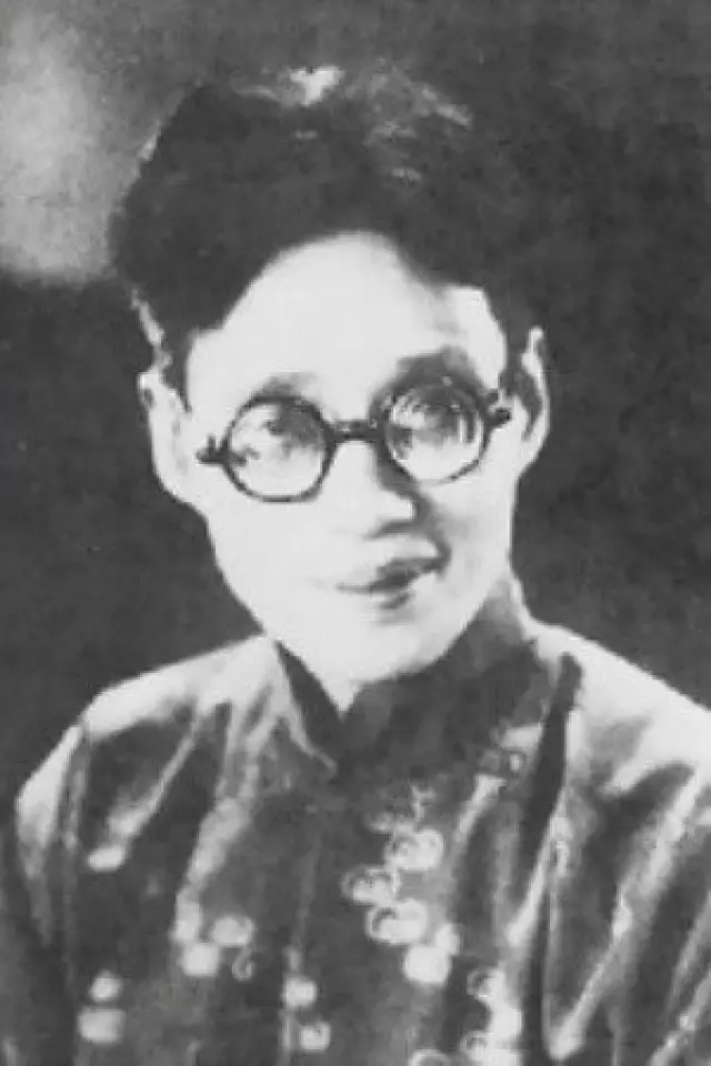 Фото  (Zheng Zhengqiu)