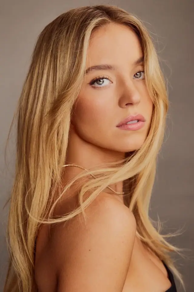 Фото Сидни Суини (Sydney Sweeney)