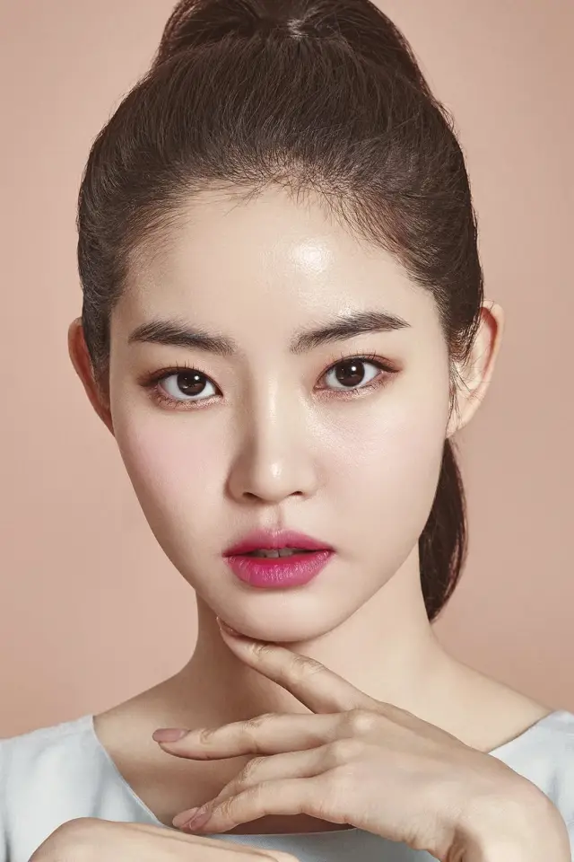 Фото Хван Сын Ён (Hwang Seung-eon)