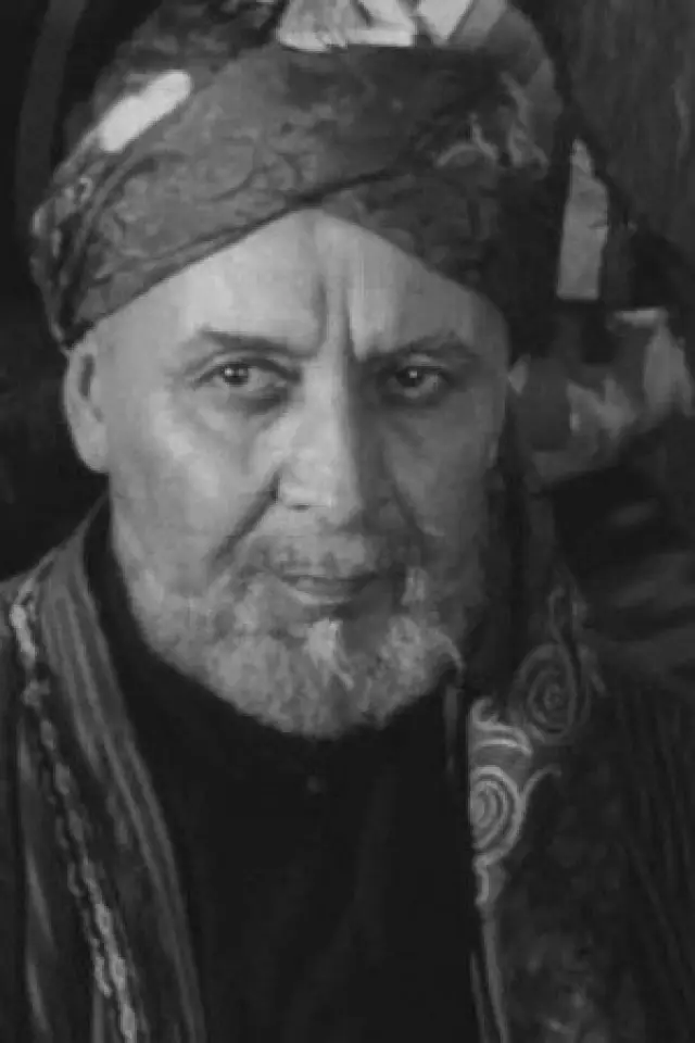 Фото Раззак Хамраев (Razak Khamrayev)