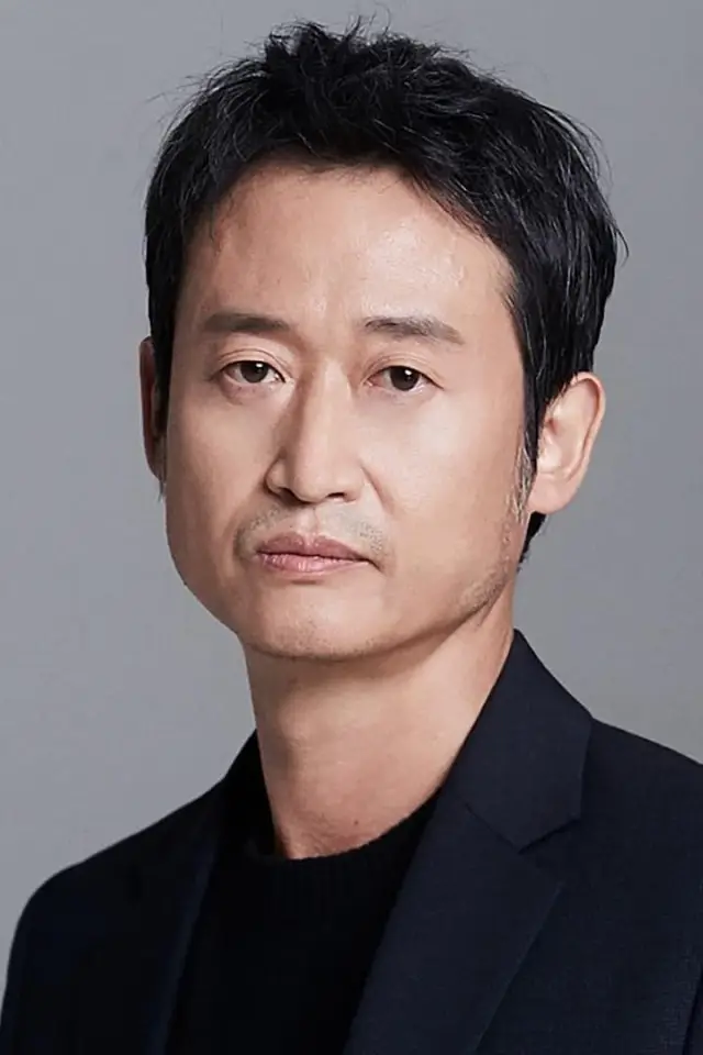 Фото Ю Сынмок (Yoo Seung-mok)