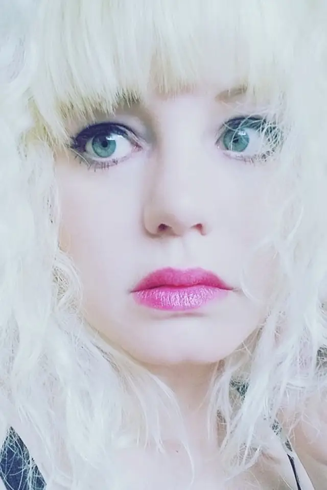 Фото Элли Черч (Ellie Church)