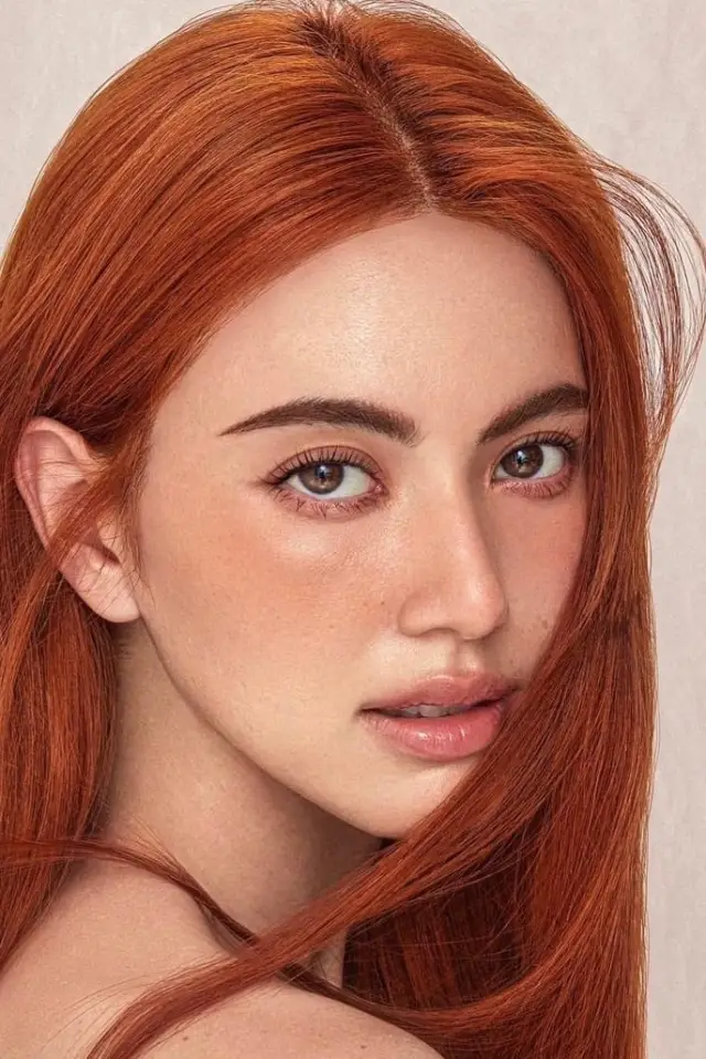 Фото Май Давика Хонэ (Davika Hoorne)