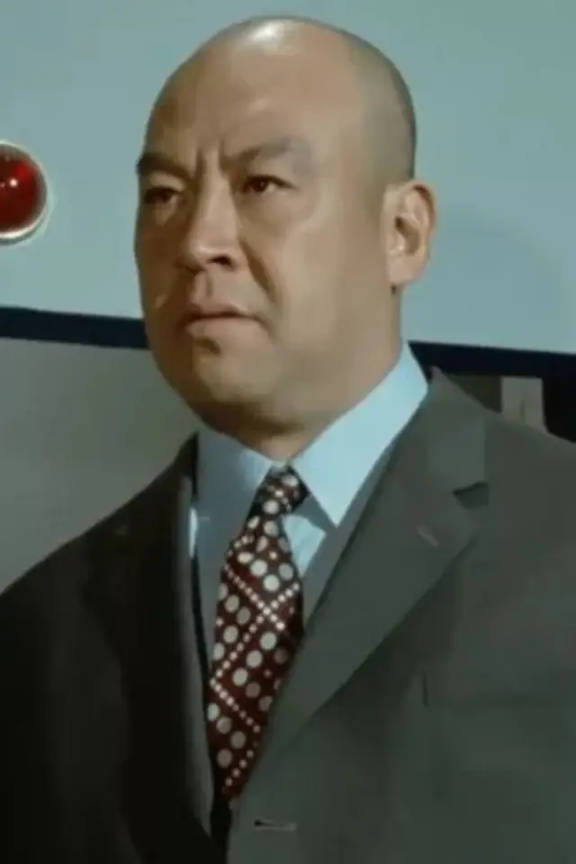 Фото Хитоси Омаэ (Hitoshi Ōmae)