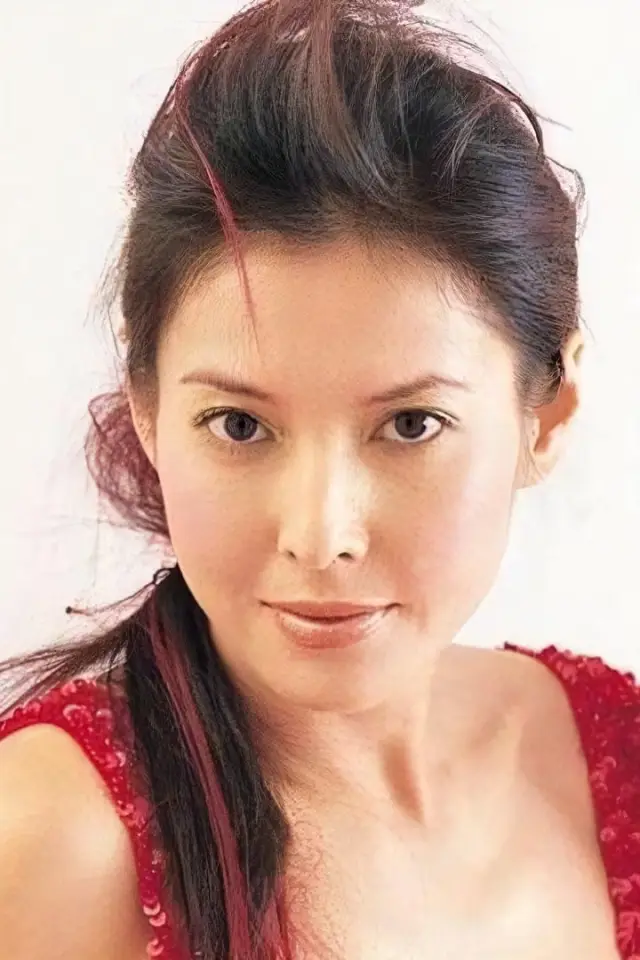 Фото  (Anita Lee Yuen-Wah)