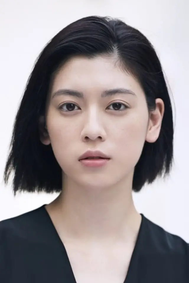 Фото Аяка Миёси (Ayaka Miyoshi)