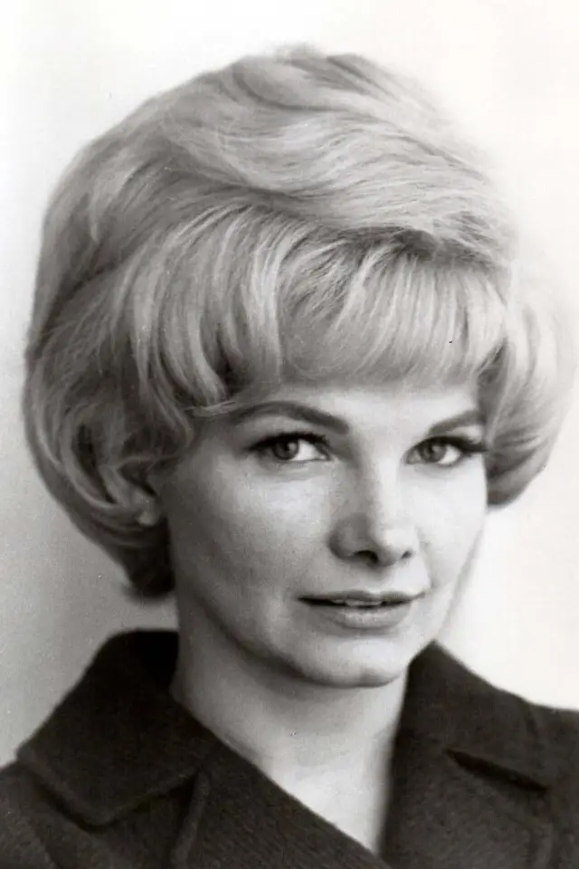 Фото  (Barbara Loden)