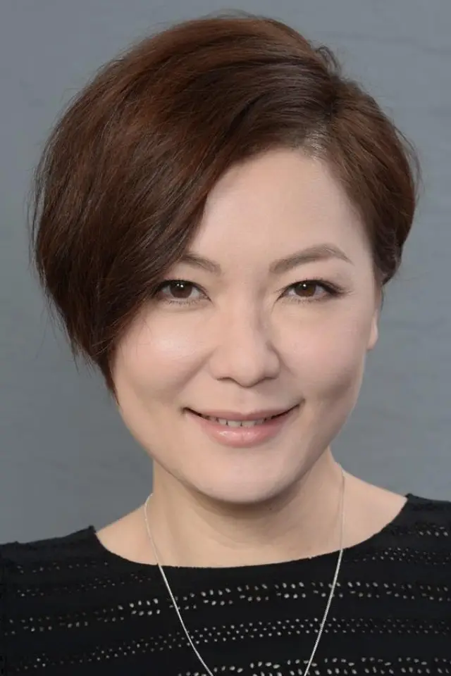 Фото  (Kristal Tin Yui-Nei)