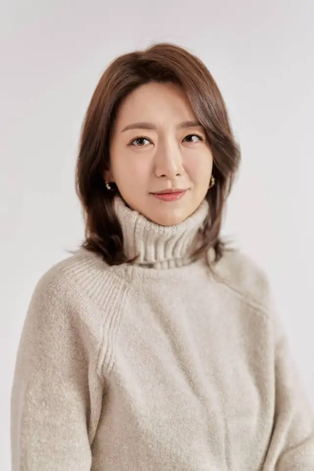Фото  (Jeong Soo-young)