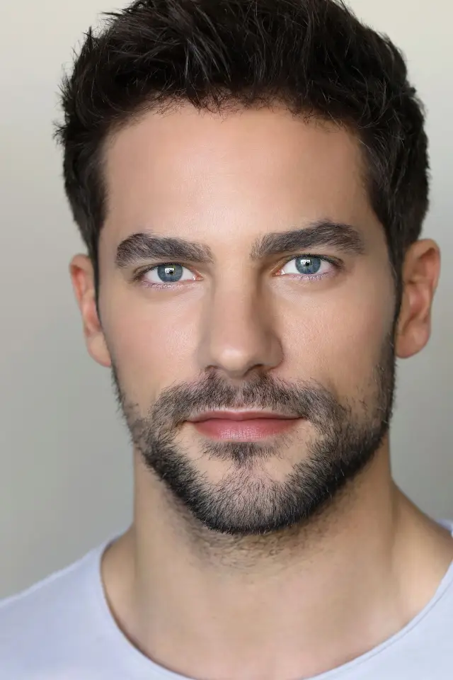 Фото Брант Догерти (Brant Daugherty)