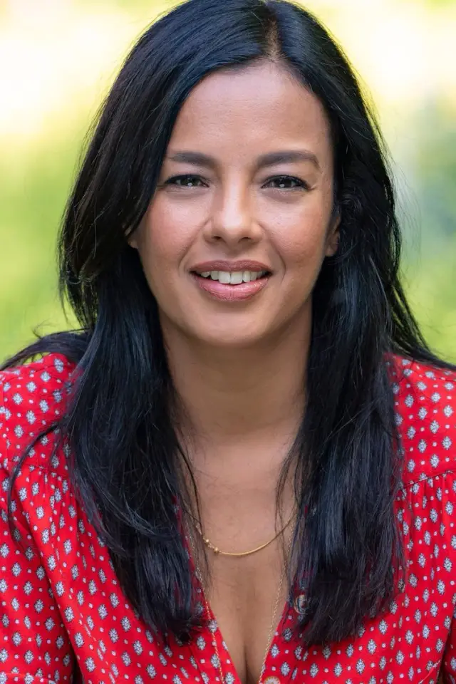 Фото Лиз Боннин (Liz Bonnin)