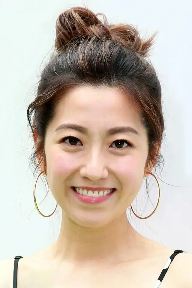 Фото  (Yoyo Chen Chi-Yiu)