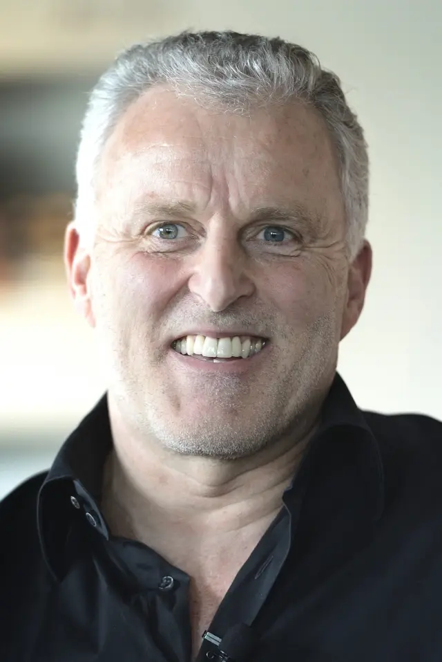 Фото  (Peter R. de Vries)