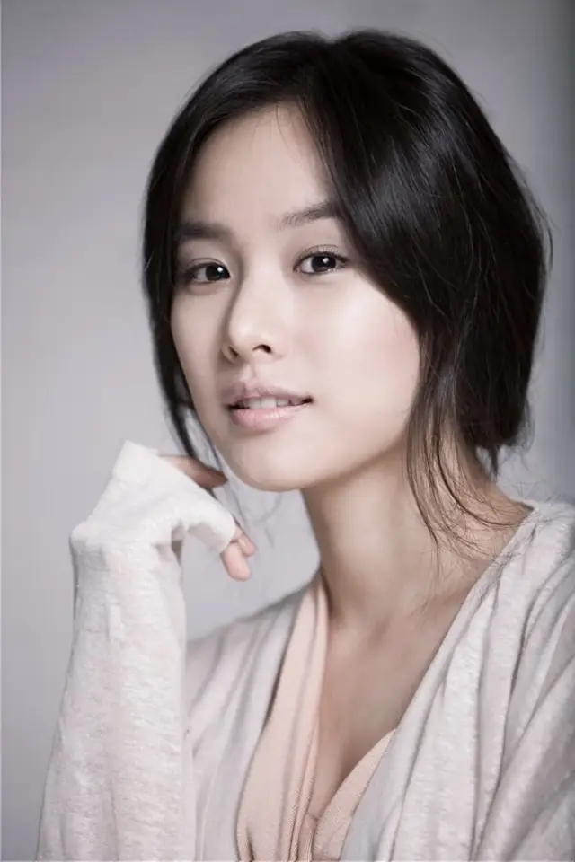 Фото Чо Юн Хи (Jo Yoon-hee)