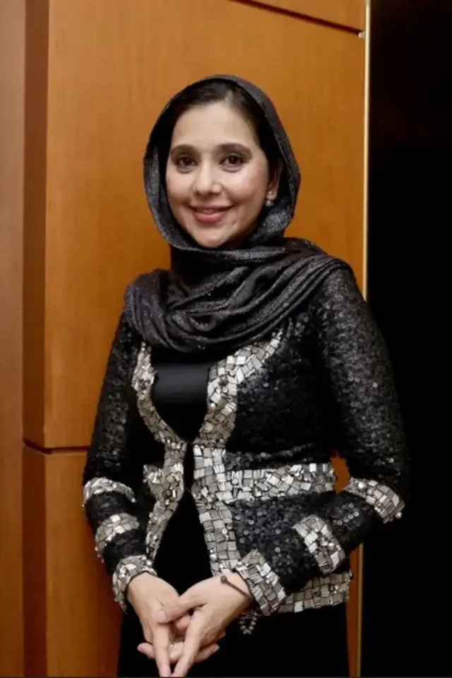 Фото  (Ayu Azhari)