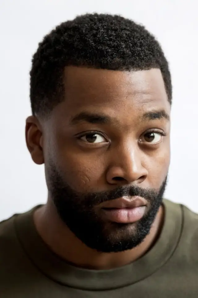 Фото Ларойс Хокинс (LaRoyce Hawkins)